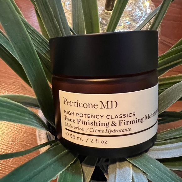 BNIB 🌺 Perricone MD - Picture 3 of 7